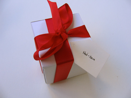 Photograph of a gift box for Itoi-san!